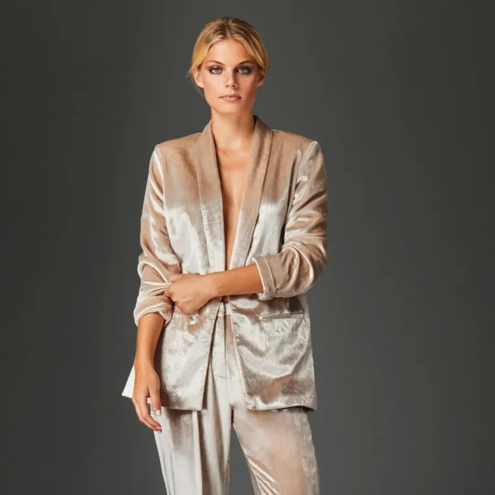 HABITUAL Champagne Natural Beige BlazerVelvet 3/4 Sleeve Jacket New NWT